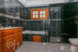 Image 36 - 302078