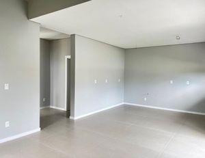 Image 19 - 302219
