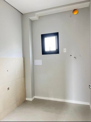 Image 33 - 302219