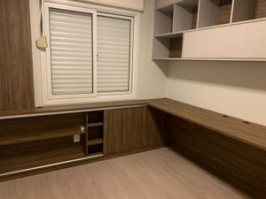 Image 18 - 302241