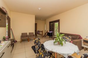 Image 10 - 302246