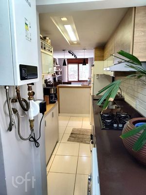 Image 15 - 302330