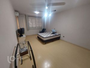 Image 15 - 302352