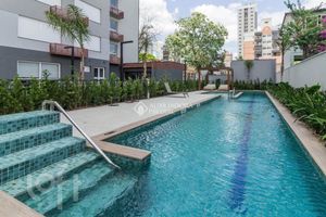 Image 18 - 302417