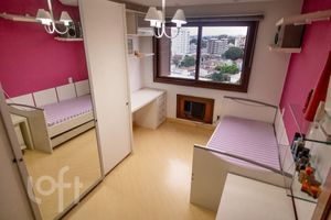 Image 15 - 302464