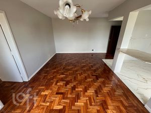 Image 1 - 302467