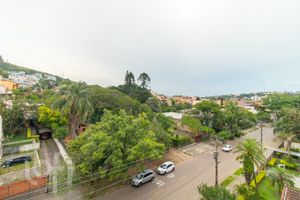 Image 24 - 302483
