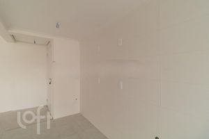 Image 8 - 302497