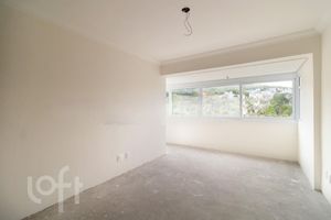 Image 1 - 302520