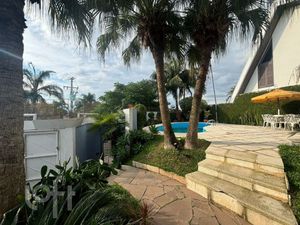 Image 41 - 302523