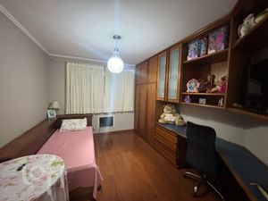 Image 31 - 302523