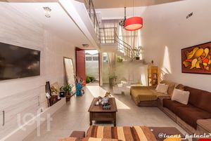 Image 9 - 302556