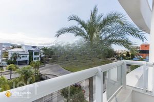 Image 9 - 302584