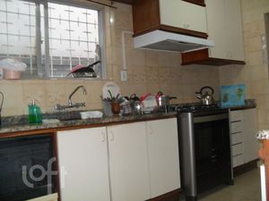 Image 9 - 302586