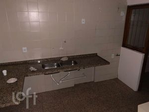Image 13 - 302590