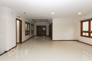 Image 22 - 302646