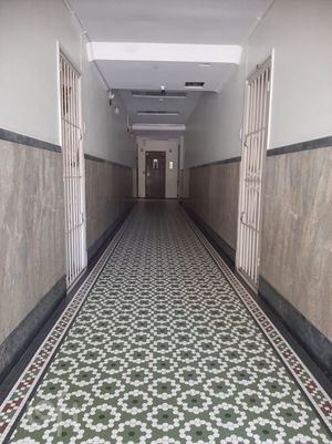 Image 24 - 302719