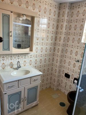 Image 12 - 302762
