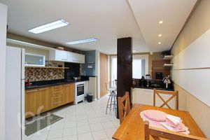 Image 5 - 302792