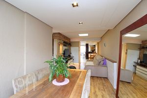 Image 3 - 302792