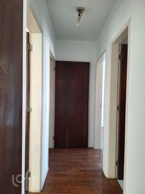 Image 17 - 302807