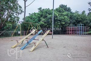 Image 28 - 302879