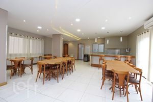 Image 34 - 302884