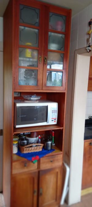 Image 20 - 302932