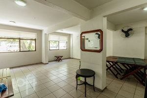Image 22 - 302976