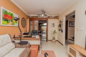 Image 4 - 302984