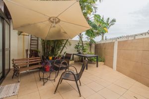 Image 11 - 302984