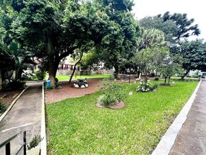 Image 17 - 303030