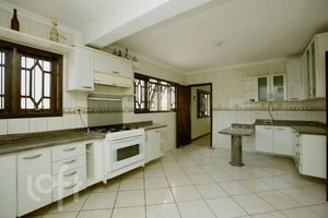 Image 8 - 303090