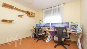 Image 37 - 303156