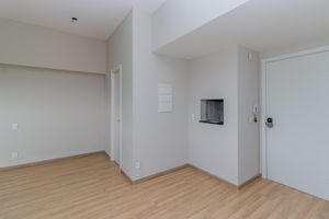 Image 11 - 303226