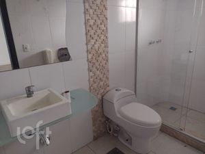 Image 37 - 303301