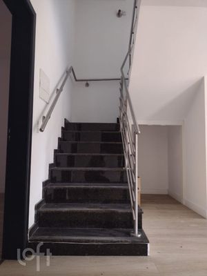 Image 41 - 303301