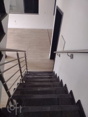 Image 74 - 303301