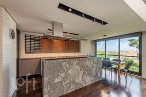Image 4 - 303336