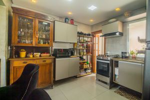 Image 18 - 303347