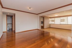 Image 3 - 303364