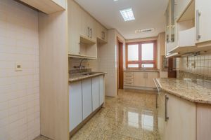 Image 34 - 303364