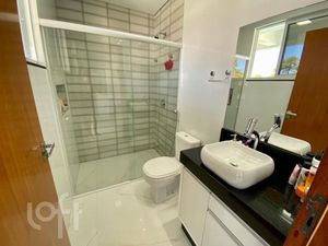 Image 8 - 303394