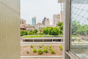 Image 10 - 303421
