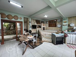 Image 19 - 303437