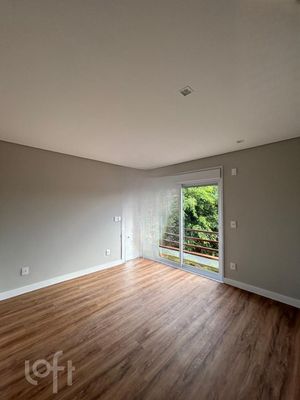 Image 14 - 303443