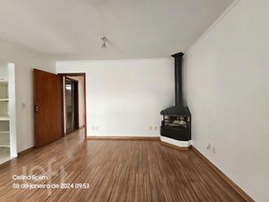 Image 10 - 303447