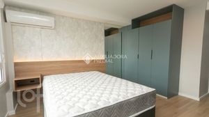 Image 10 - 303513