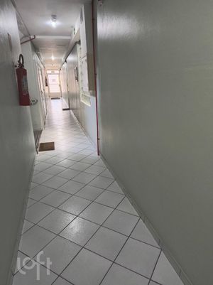 Image 18 - 303545