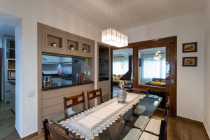 Image 22 - 303550